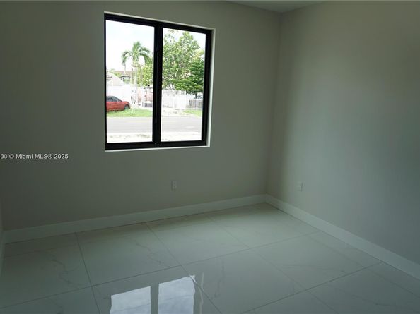 12344 SW 219th St, Miami FL 33170