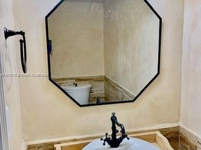 555 NE 15th St 26G, Miami FL 33132