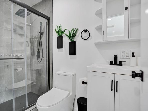 1659 40th St, West Palm Beach FL 33407