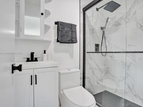 1659 40th St, West Palm Beach FL 33407