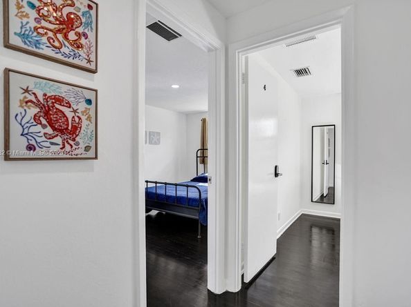 1659 40th St, West Palm Beach FL 33407