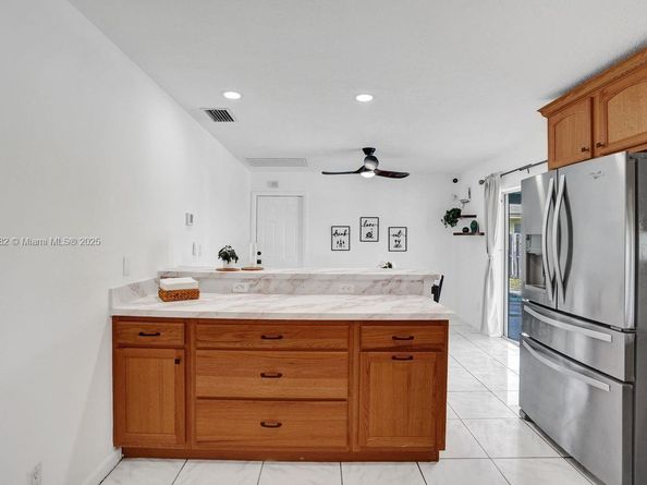 1659 40th St, West Palm Beach FL 33407