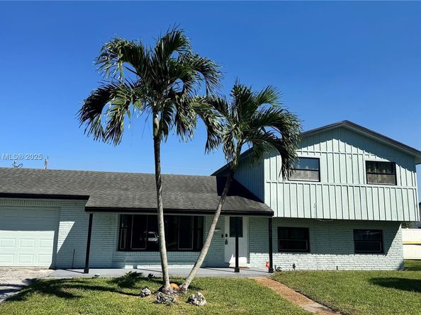 1659 40th St, West Palm Beach FL 33407