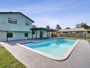 1659 40th St, West Palm Beach FL 33407