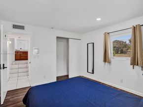 1659 40th St, West Palm Beach FL 33407