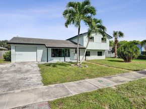 1659 40th St, West Palm Beach FL 33407