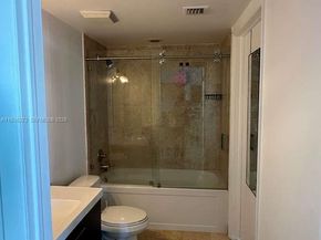 350 S Miami Ave 3307, Miami FL 33130