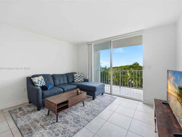 700 NE 63rd St D607, Miami FL 33138