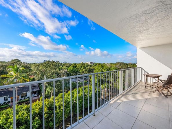 700 NE 63rd St D607, Miami FL 33138