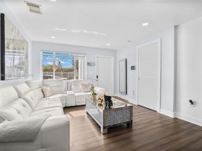 709 NW 14th St, Homestead FL 33030