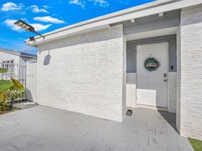 709 NW 14th St, Homestead FL 33030