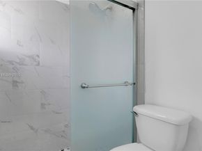 6460 NW 170th Ter 0, Hialeah FL 33015