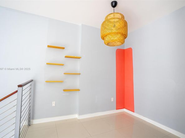 350 S Miami Ave 511, Miami FL 33130