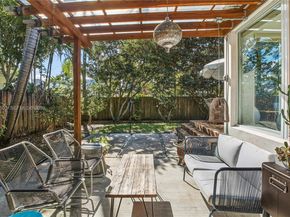 1106 NE 86th St, Miami FL 33138