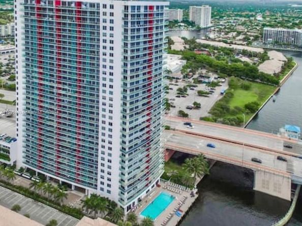 2600 E Hallandale Beach Blvd T3107, Hallandale Beach FL 33009