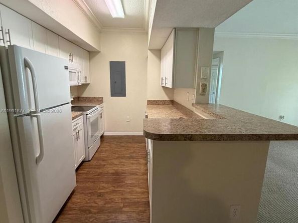 Undisclosed Address #A11991877, Pembroke Pines FL 33025