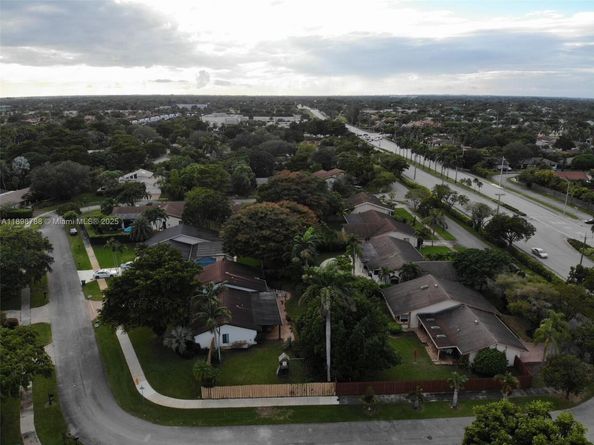 11471 SW 105th Ter, Miami FL 33176