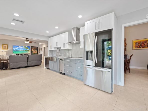 11471 SW 105th Ter, Miami FL 33176