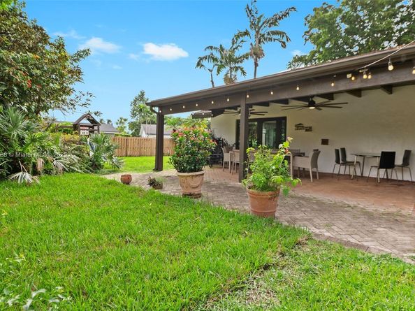 11471 SW 105th Ter, Miami FL 33176