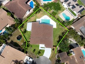 842 W Coco Plum Cir, Plantation FL 33324