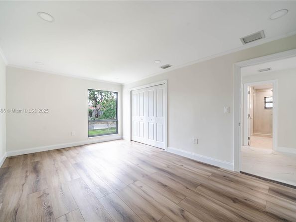 842 W Coco Plum Cir, Plantation FL 33324