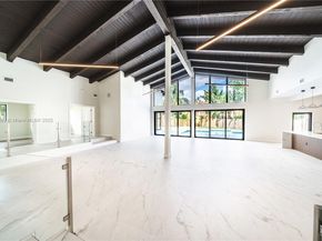 842 W Coco Plum Cir, Plantation FL 33324