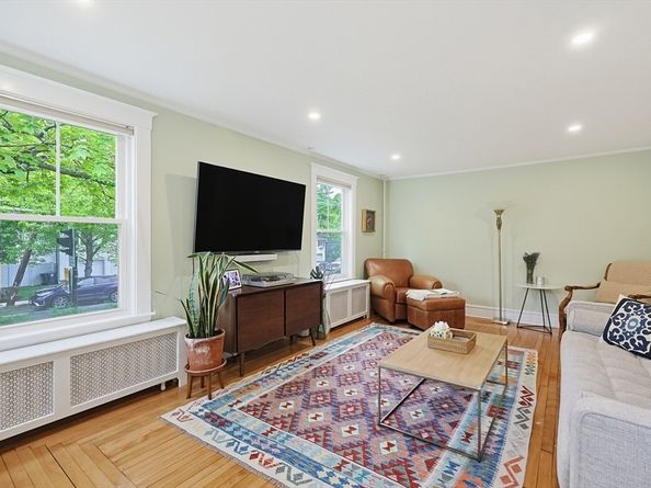 2 Cannon St, Newton MA 02461
