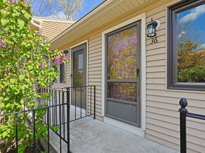 36 Nottingham Rd 36, Grafton MA 01519