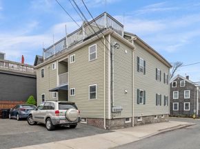 33 Essex St 1, Salem MA 01970