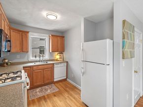 33 Essex St 1, Salem MA 01970