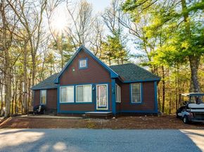 14 Whispering Pines Rd 14, Westford MA 01886