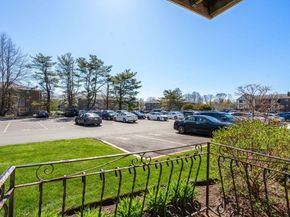 159 Bittersweet Ln 103, Randolph MA 02368