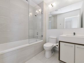 1 Dalton St 4604, Boston MA 02199