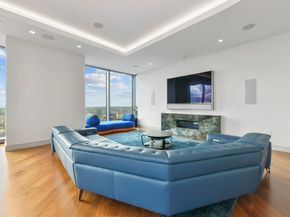 1 Dalton St 4604, Boston MA 02199