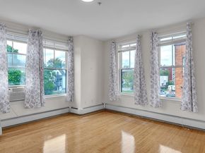 352 Blue Hill Ave 8, Boston MA 02212