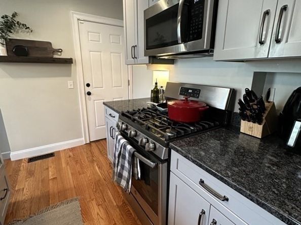 64 L Street, Boston MA 02127