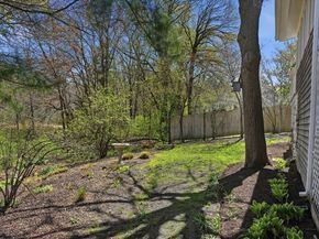 70 Elm St, Hingham MA 02043