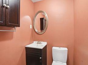 70 Elm St, Hingham MA 02043
