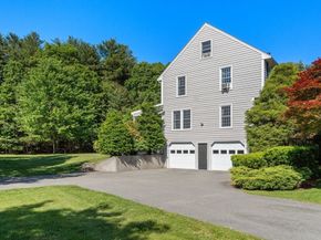 61 Regina S Dr, Tewksbury MA 01876