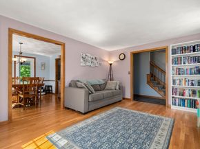 61 Regina S Dr, Tewksbury MA 01876