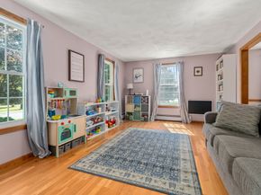 61 Regina S Dr, Tewksbury MA 01876