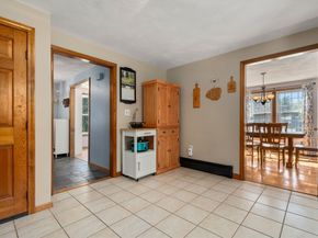 61 Regina S Dr, Tewksbury MA 01876