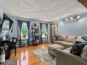 61 Regina S Dr, Tewksbury MA 01876