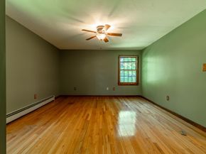 322 Spring St, Shrewsbury MA 01545
