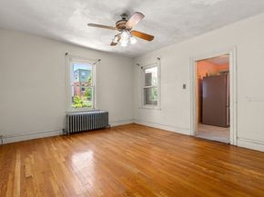 4 Magnolia Pl, Boston MA 02125