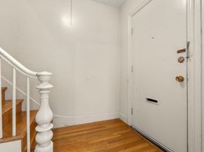 4 Magnolia Pl, Boston MA 02125