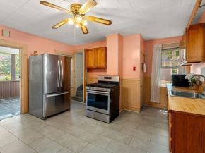 4 Magnolia Pl, Boston MA 02125