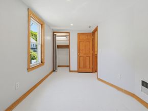 36 Warner St, Gloucester MA 01930
