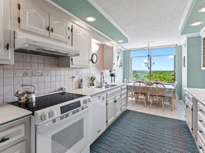 40 Village Rd 709, Middleton MA 01949