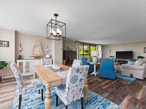40 Village Rd 709, Middleton MA 01949